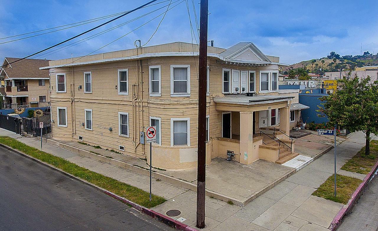 Albergue Pads On Pasadena Ave Los Angeles