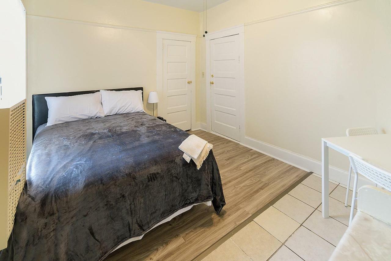 Albergue Pads On Pasadena Ave Los Angeles